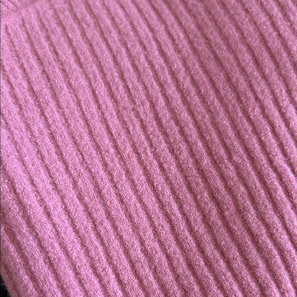 Vintage Pink Ribbed Wool Knit Sweater - Picture 5 of 5